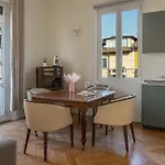 Lejlighed Elegant With Modern In - Citylife District - M1 *